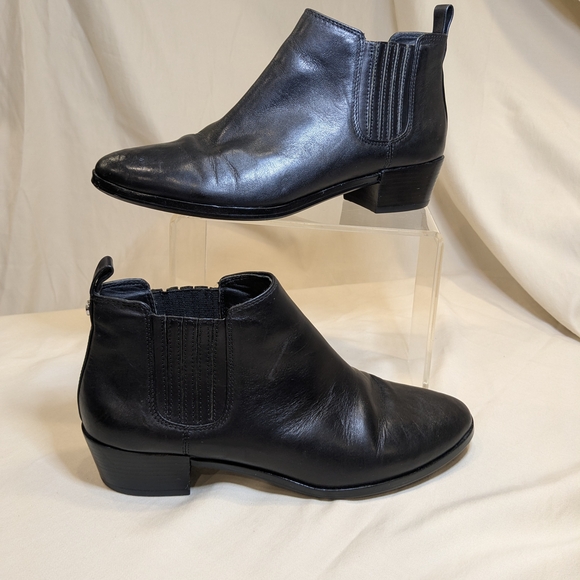 Michael Kors Shaw Black Leather Ankle Booties 7.5 - Picture 1 of 11